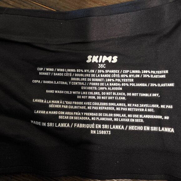 Skims Smoothing Intimates UNLINED MINIMIZER BRA NWT Black 36C - Picture 13 of 13